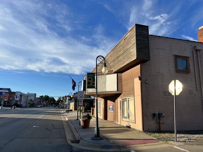 Almont Theatre - July 6 2022 (newer photo)